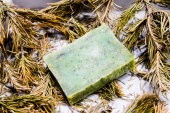 Натуральное мыло на травах Горного Алтая "Хвойное (кедр, пихта, сосна)" витаминизированное, заживляющее фото в интернет-магазине эко товаров из Горного Алтая